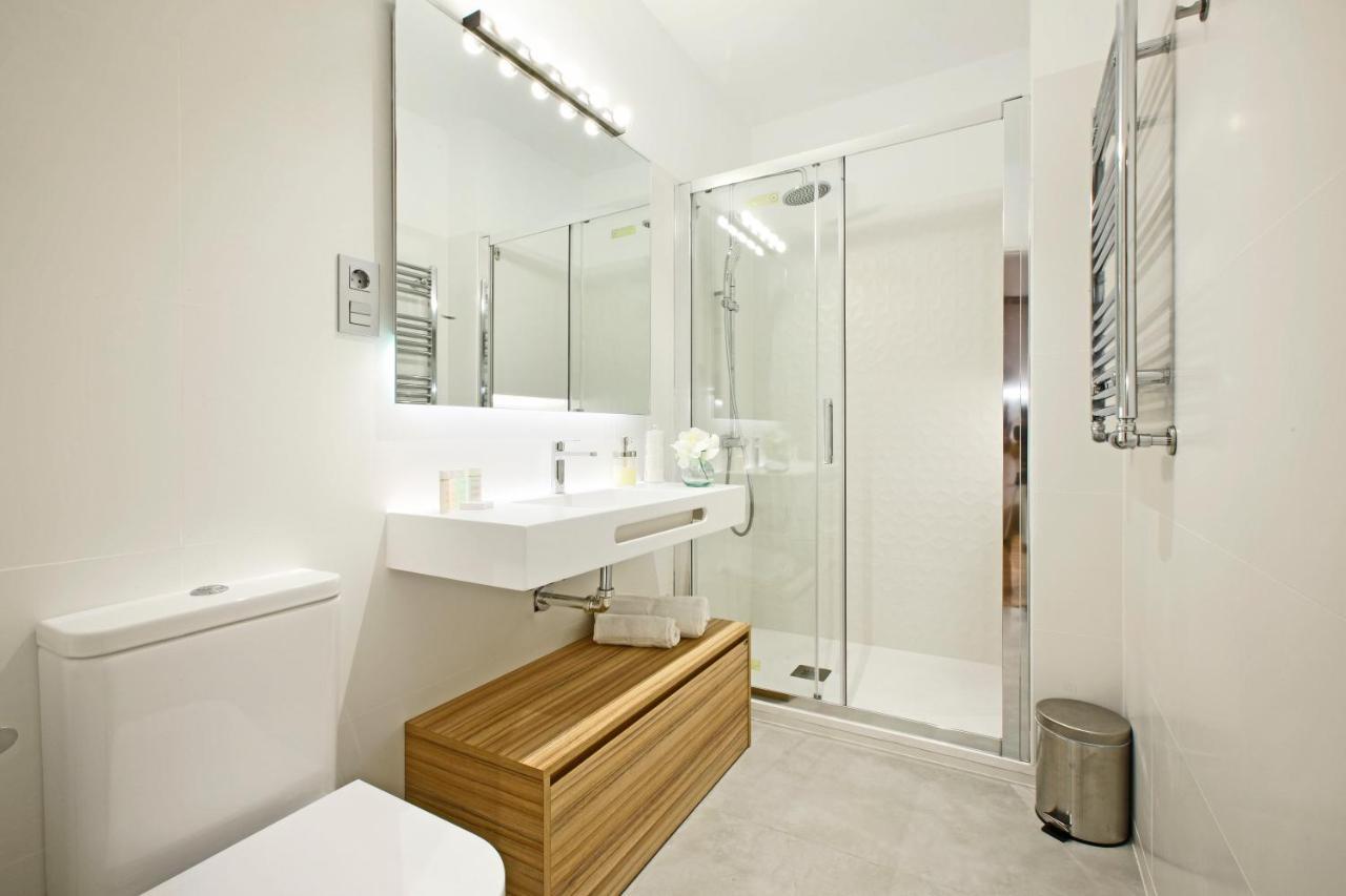 Tirso Boutique Apartment Madrid Bagian luar foto